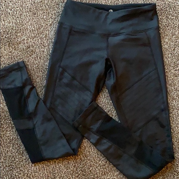 90 Degree By Reflex Pants - Black Wet-Look Leggings (90 Degree by Reflex)